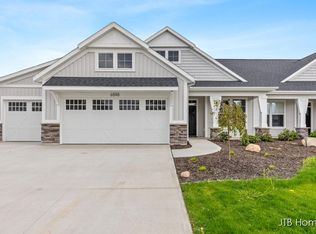 6598 Timber Crest Dr NE, Rockford, MI 49341