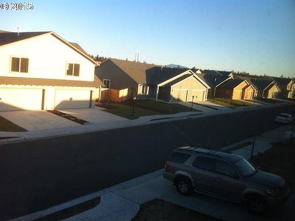 4th image of 888 SE Kierra Pl