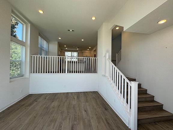 4th image of 10462 Harlow Cir #20