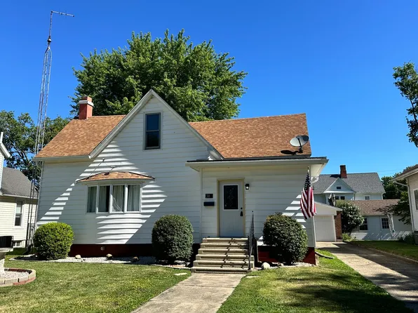 308 W Green St, Farmer City, IL 61842