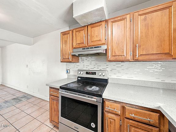 3rd image of 1831 W 3RD Place