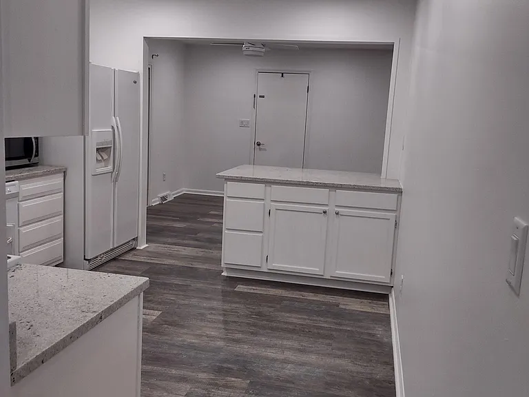 326 N Overlook Ter — Photo 5