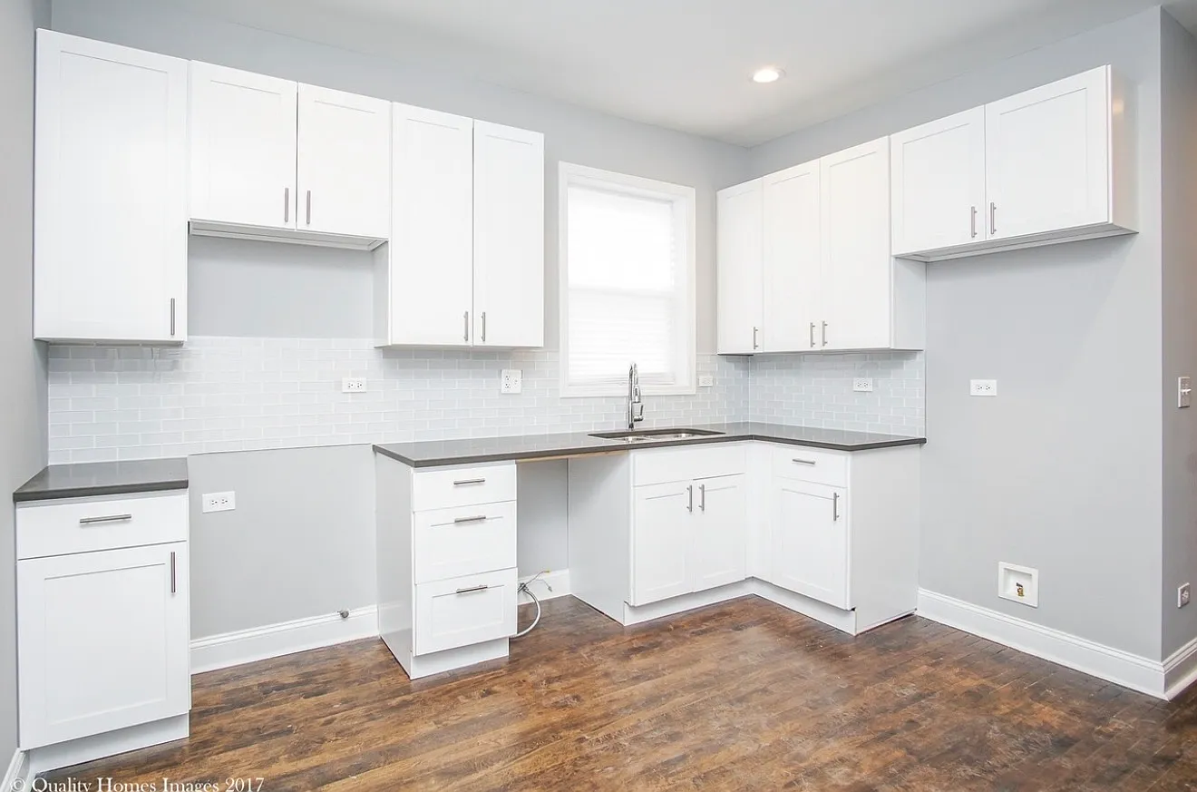3 bed, 1290 sqft, $2,000 — Photo 1