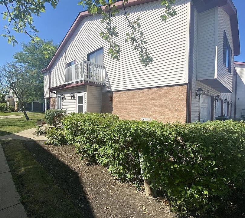 1st image of 377 Jefferson Ct