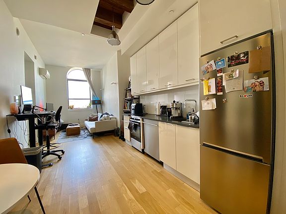 2nd image of 2 N Henry St #2L