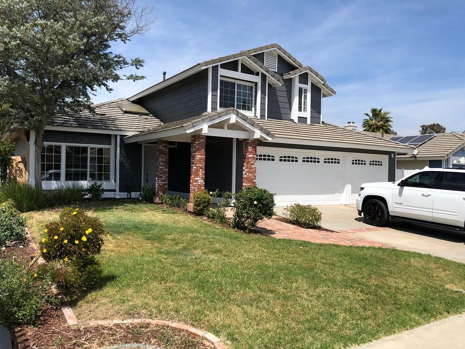 1st image of 39961 Pearl Dr