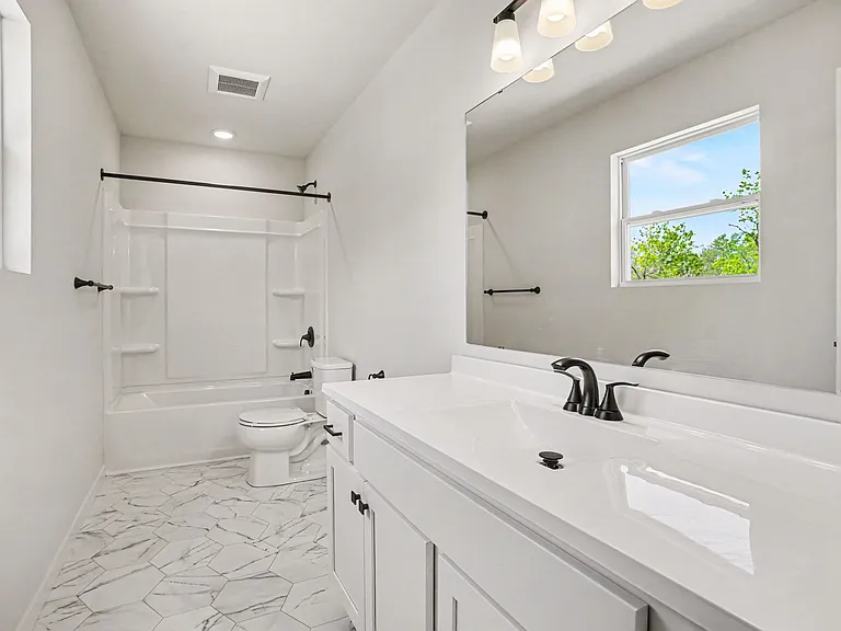 360 N Sherman St — Photo 11