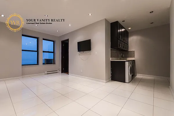 Rented by Your Vanity Realty | media 13