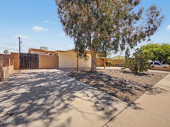 4th image of 7416 E Beverly Dr