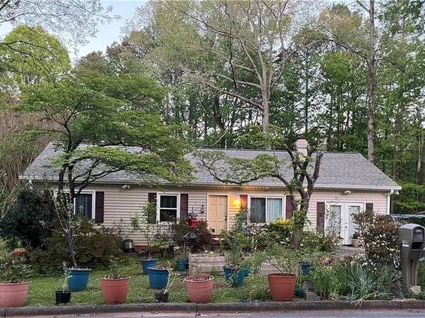 1785 Pierce Arrow Pkwy, Tucker, GA 30084