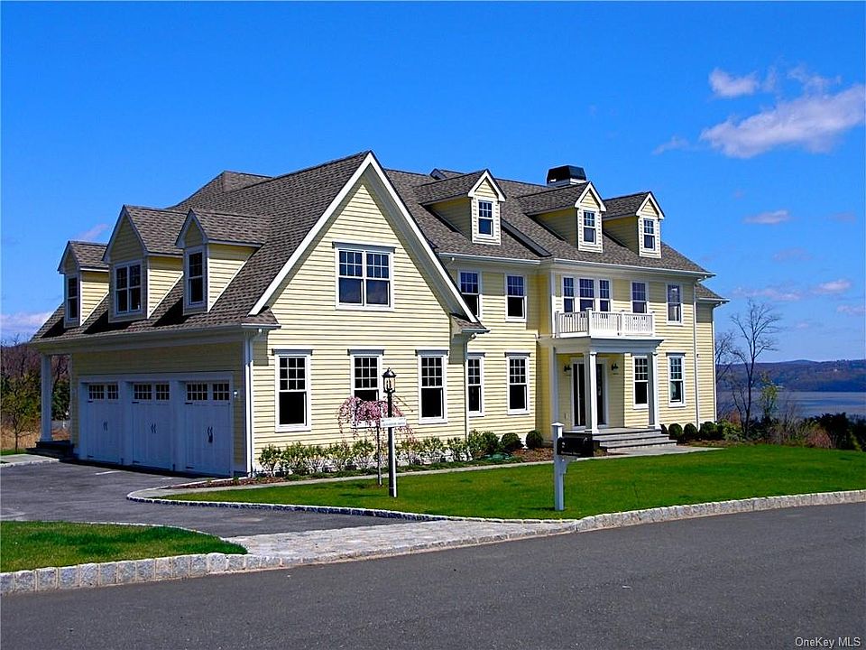 1st image of 2 Riverton Dr