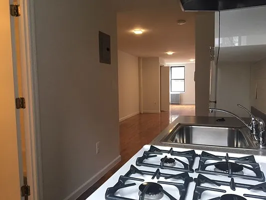 Rented by Tompkins Square Realty | media 13