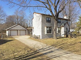 8318 16th Ave S, Bloomington, MN 55425