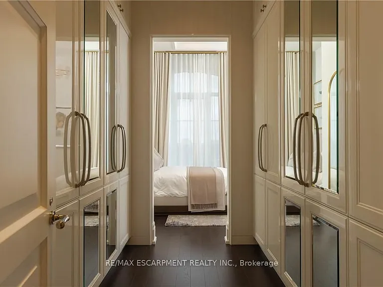 300 Randall St #Penthouse 1 — Photo 32