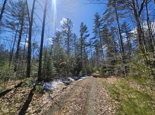 33 Cape Cod Hill Rd, New Sharon, ME 04955