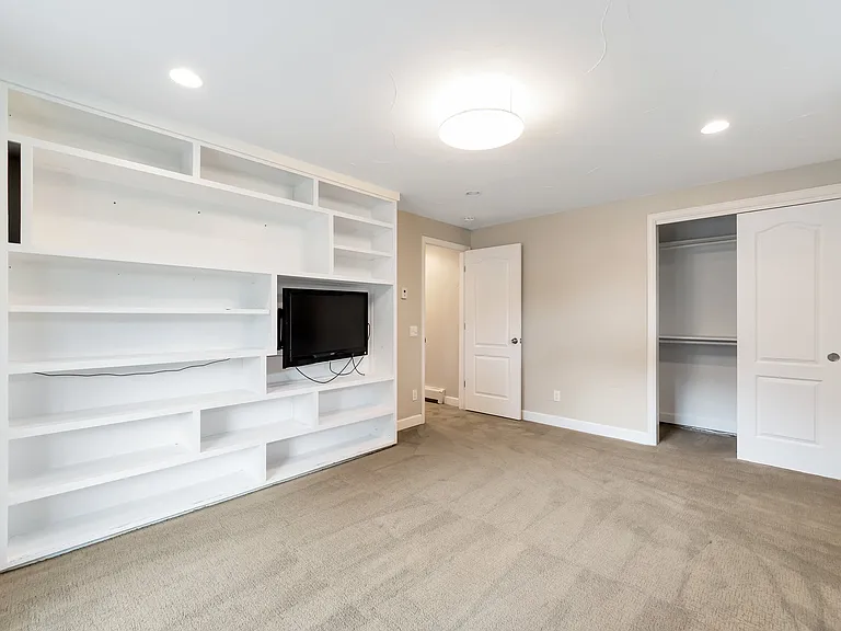 4487 W Berry Ave — Photo 20
