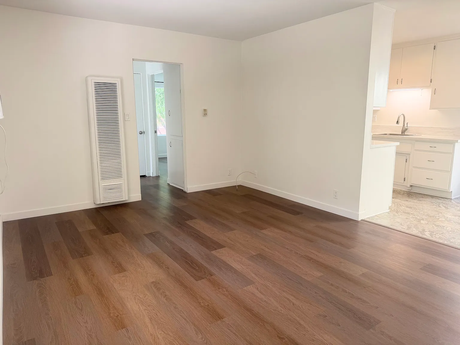 1 bed, 650 sqft, $1,900 — Photo 2