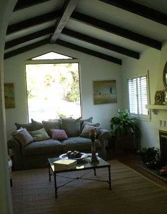 Living room, high ceilings