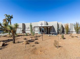 3189 E Flat Top Dr, Yucca, AZ 86438