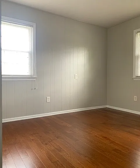 1560 Whittier Ave — Photo 12
