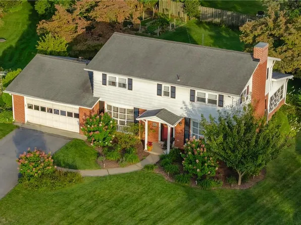 4502 Calvert Pl, Center Valley, PA 18034