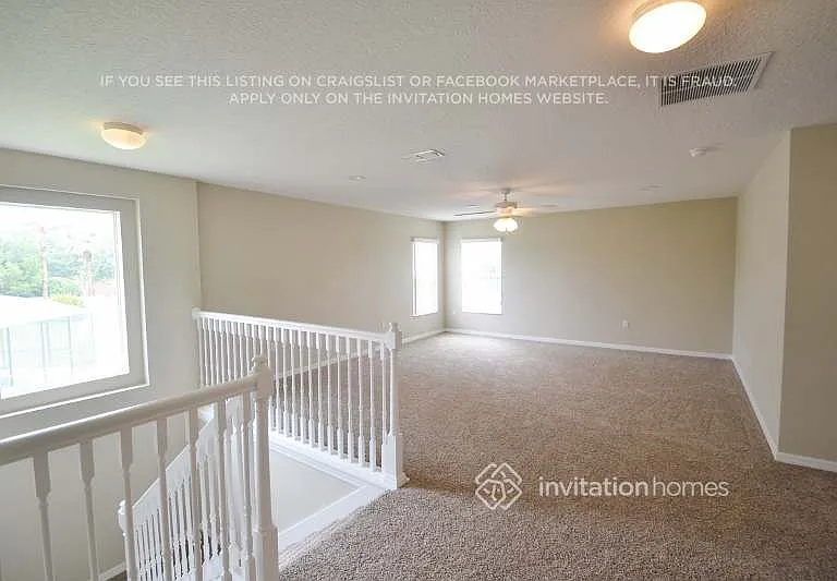 1033 Berkeley Dr — Photo 5