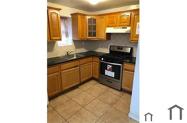 Building Photo - 2131 Nameoke Ave #3