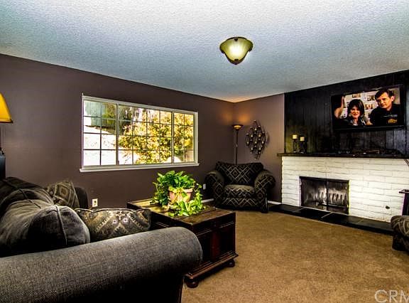 3rd image of 3838 Oleander Dr