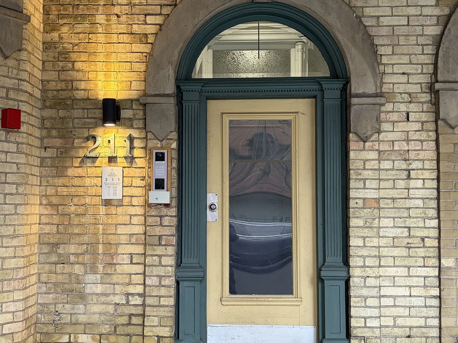 1 bed, $2,000 — Photo 2