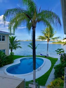 7909 East Dr APT 202, North Bay Village, FL, 33141