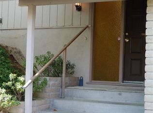 10 Equestrian Ct, Novato, CA 94945