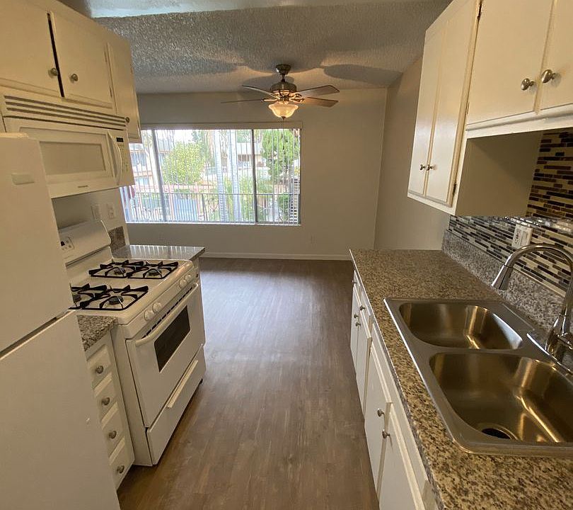 1st image of 365 W Wilson St APT 18