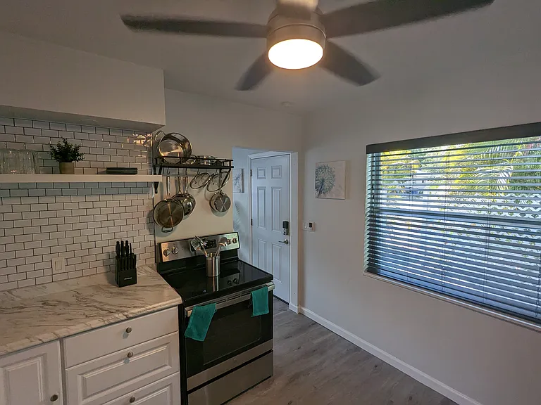 519 Florida Ave — Photo 7