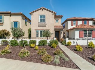 1041 Essington Ln, Roseville, CA 95747