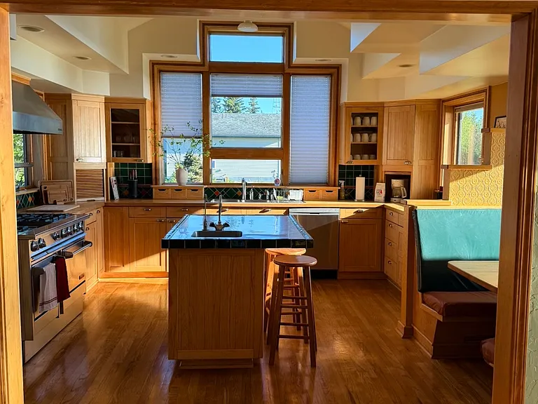 36903 Kalifornsky Beach Rd — Photo 2