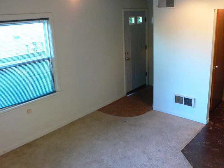 3301 SW Barbur Blvd #100 — Photo 7