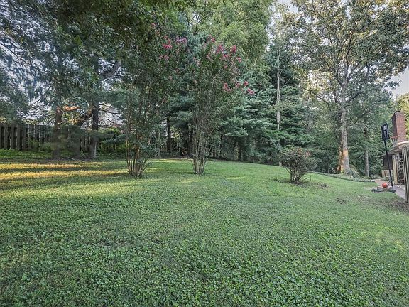 5th image of 458 Patton Rd