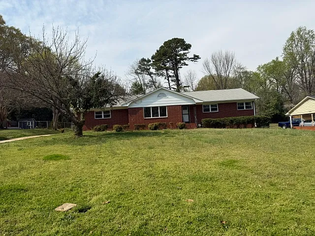 Building Photo - 1623 Revlon Pl