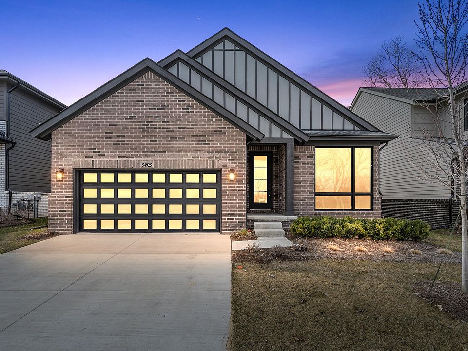 1st image of 54925 Camden Ct