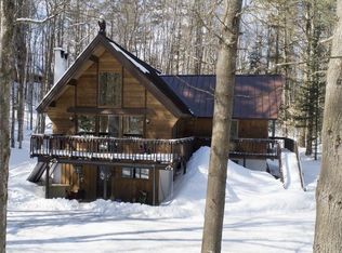 33 Strattonwald Rd, Bondville, VT 05340