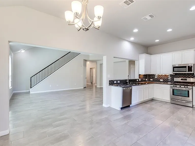 11608 Reading Ct — Photo 10