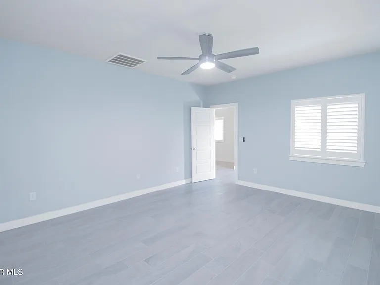 14724 Mike A Mendoza Ave — Photo 18