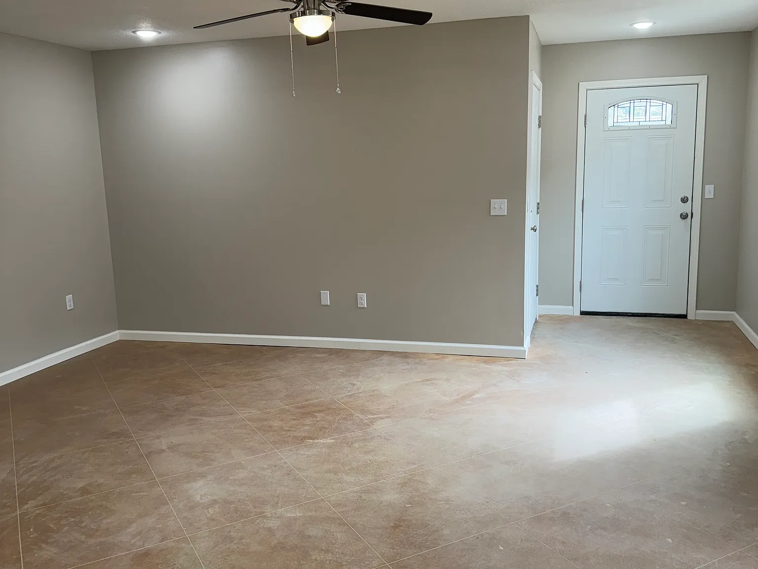 2 bed, 978 sqft, $1,100 — Photo 4