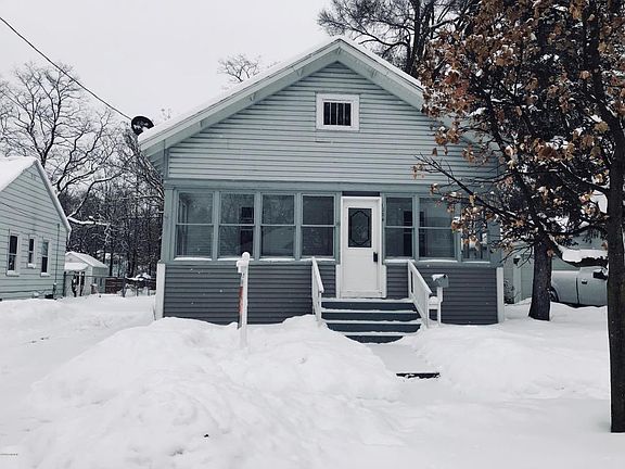 2nd image of 1934 Silver Ave SE
