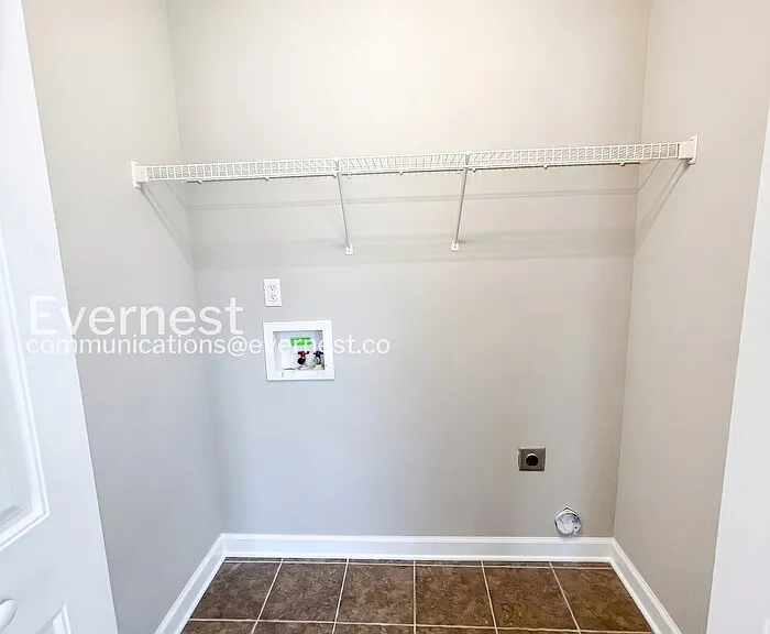 3655 Fox Tail Dr — Photo 20