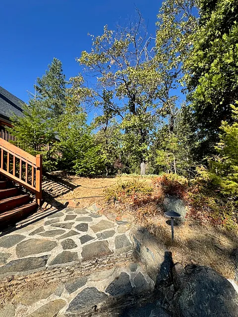 4 bed, 3.5 bath, 3164 sqft, $2,995 — Photo 3