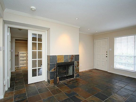 4th image of 1880 White Oak Dr APT 185