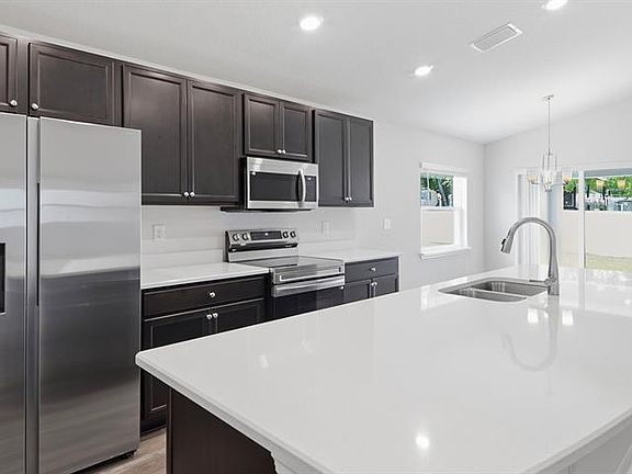 5th image of 11396 SE 76th Ct