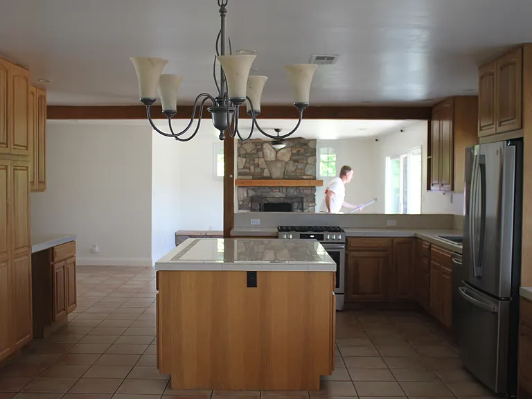 3610 Cerrito St — Photo 22