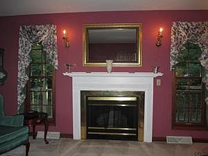 4th image of 4 Heather Dr